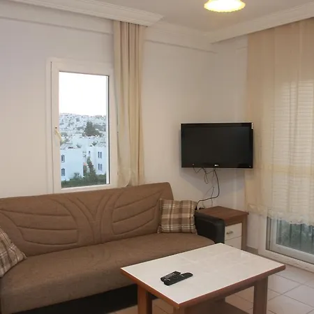 Rose Aparthotel 3*